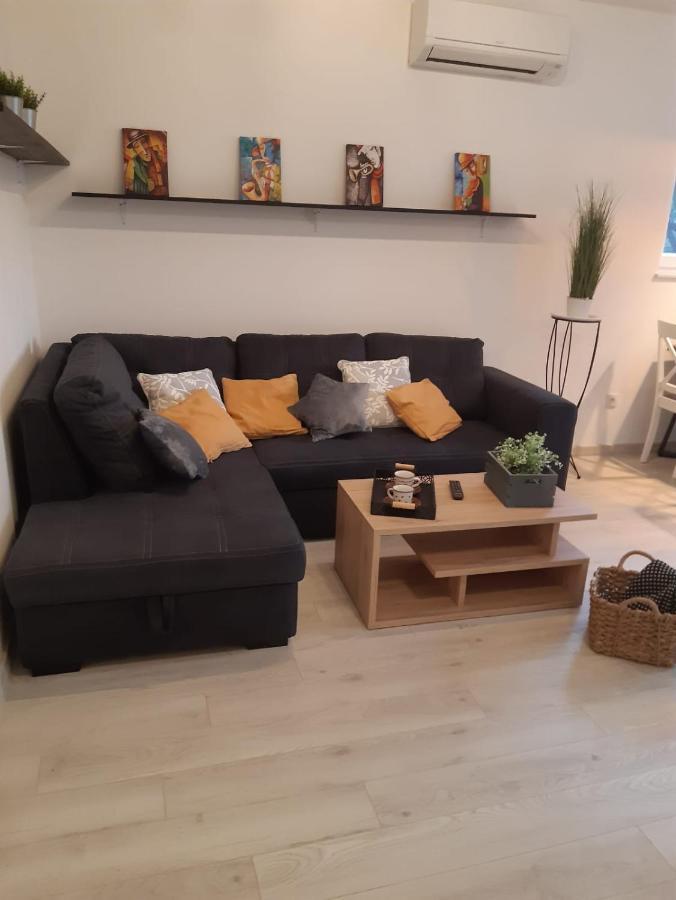 Appartamento Apartman Marinero Brodarica  Esterno foto